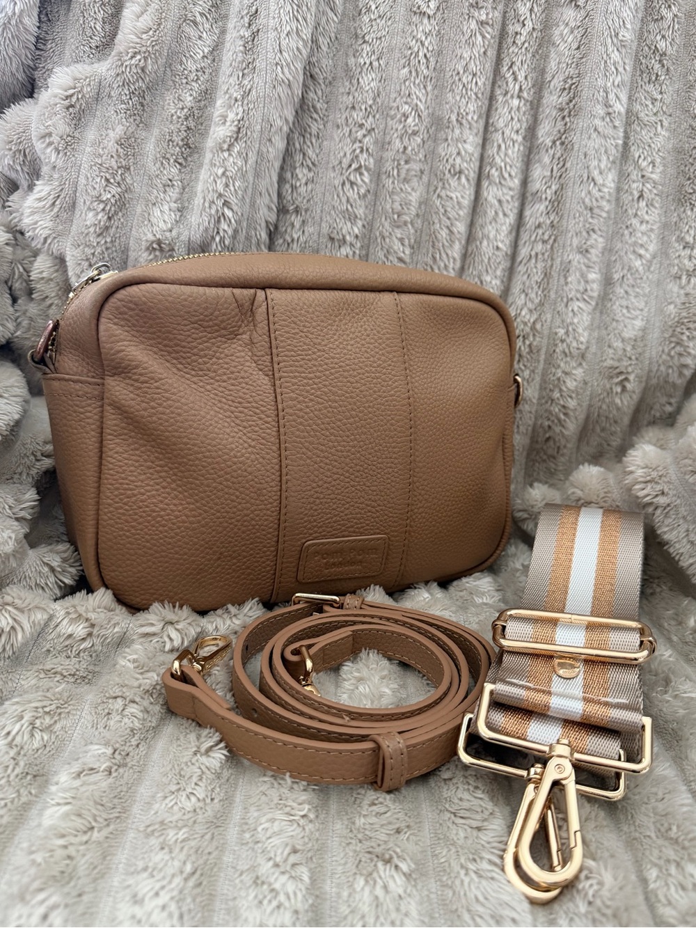 Pom Pom London City Bag - Sandstone Leather Crossbody